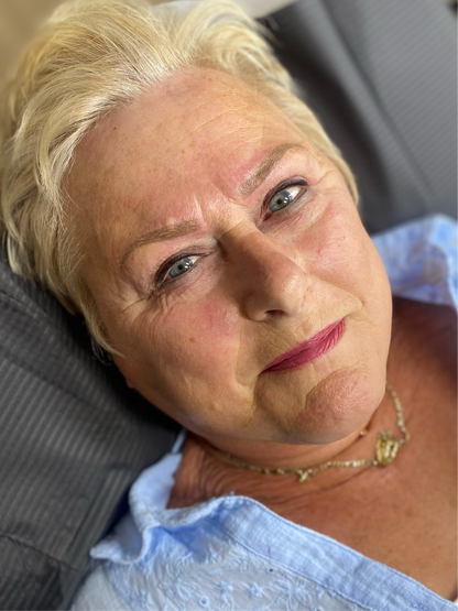 Permanente make-up voor wenkbrauwen met een natuurlijke uitstraling. Perfecte vorm en kleur, elke dag opnieuw.